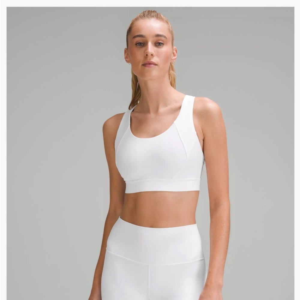 Lululemon “Free to Be” Elevated Bra WHT 8